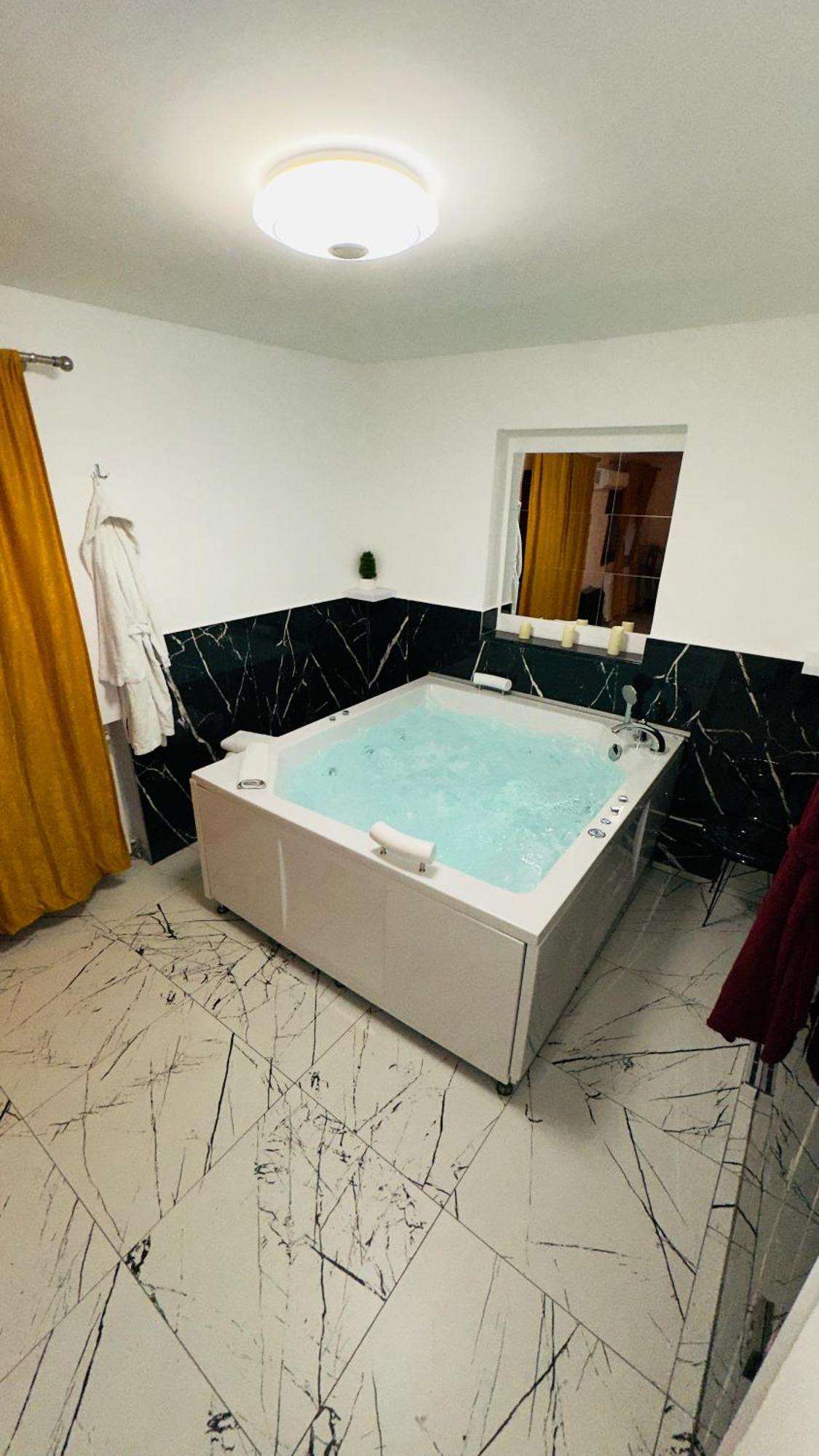 Hedonist Spa Jacuzzi Sarajevo Free Parking Exterior foto